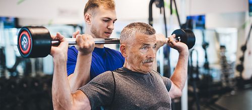 Altersbedingter Muskelschwund – Training hilft