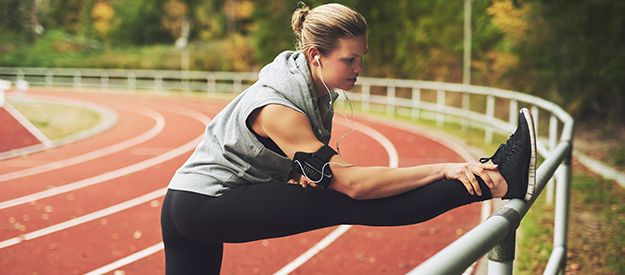 Why stretching doesn't make you a better runner - and what it does do