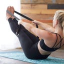 GAIAM Trak za jogo, črn - 1 kos